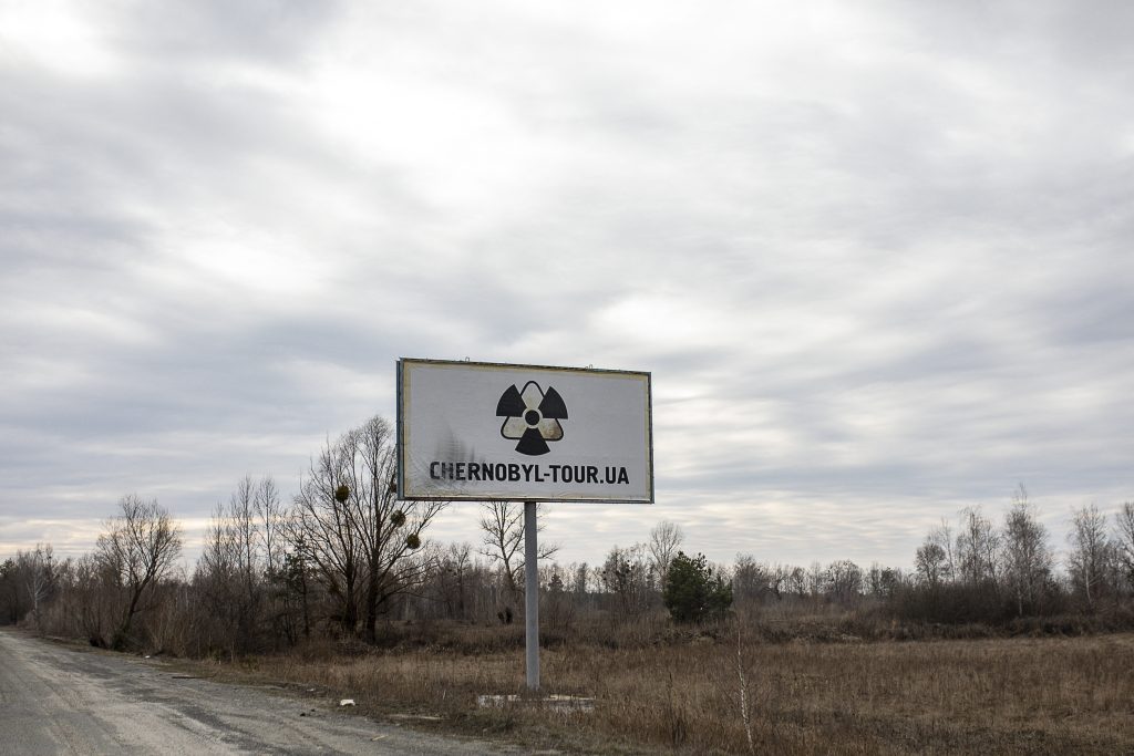 Should we worry about the damaged Chernobyl sarcophagus? 1