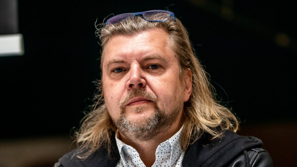 „Ennek semmi valóságalapja” – Gerendai Károly reagált a Mandiner állításaira, miszerint „palesztinbarát üzlettársa” miatt nem mondták le a Kneecap fellépését