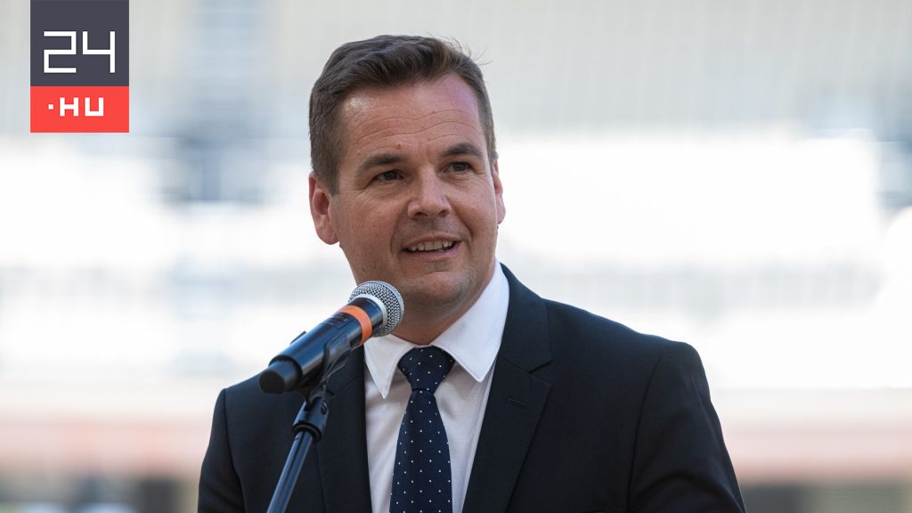 Harcosok órája címmel indít műsort Németh Balázs, Orbán Viktor lesz az első vendége