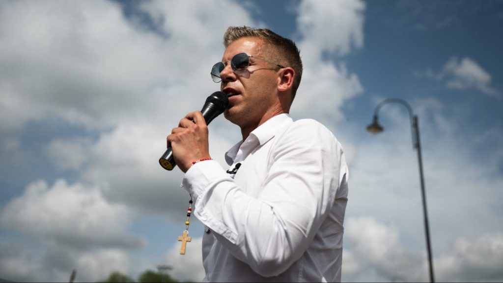 Magyar Péter „gratulált” Békés Mártonnak