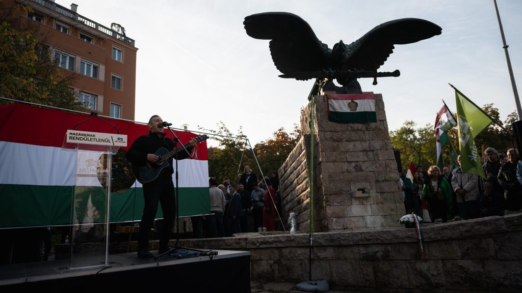 Turul-ügy: Lázár János immár egy húron a Mi Hazánkkal