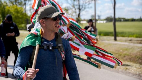 Pulai András: Magyar Péter egy nagy lépésre a kormányváltástól