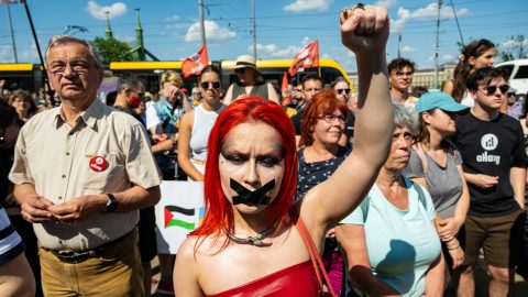 IDEA Intézet: Az „átláthatósági” törvényjavaslatot szinte a teljes Fidesz-KDNP-n kívüli világ elutasítja