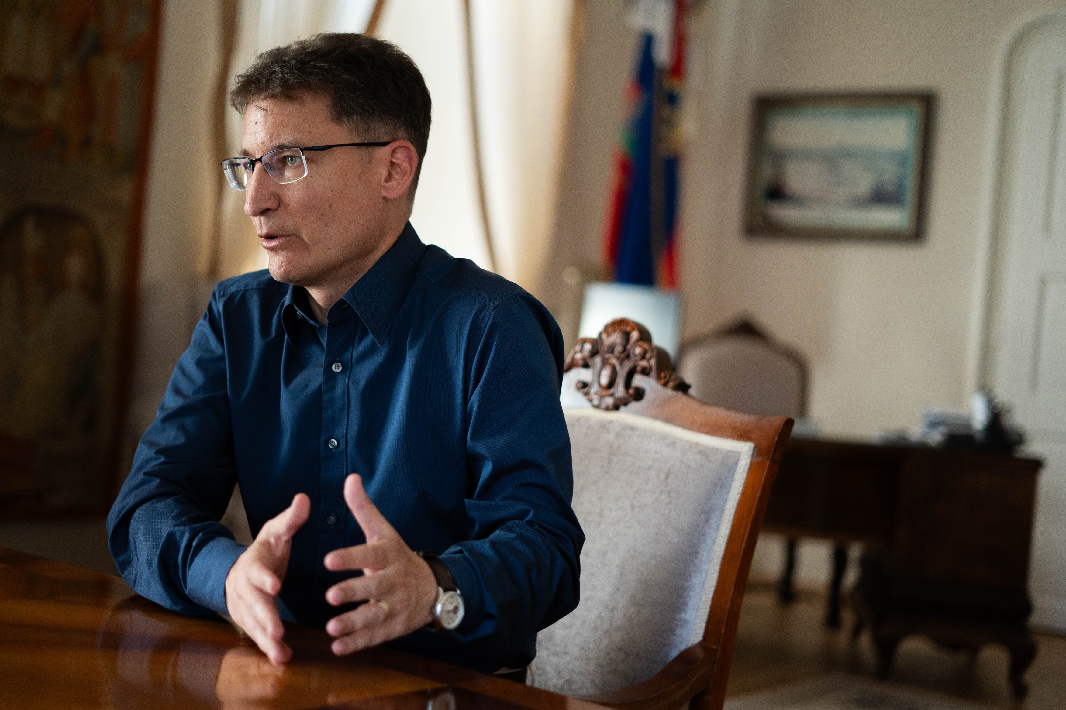 Cser-Palkovics András: Amikor ennyire viharos a tenger, vajon szabad-e kapitányt váltani? 1