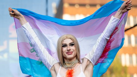 Reagált a kokárdával táncoló drag queen: Ez egy előadó-művészeti ág, nem egy beteg szexuális perverzió