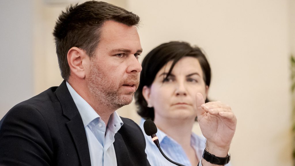 Vitézy: A mai húzással a kormány csak Karácsonyt erősíti