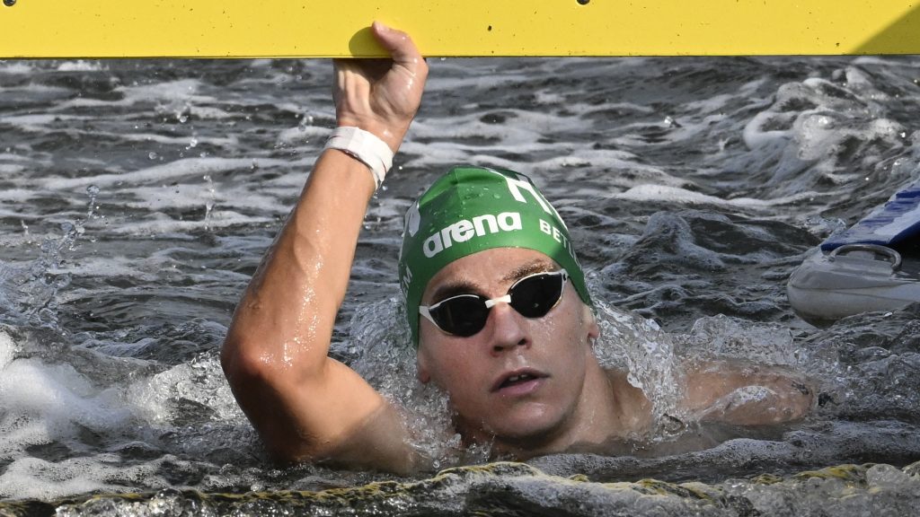 Betlehem Dávid parádés hajrával hozta be a nyíltvízi váltót a dobogóra