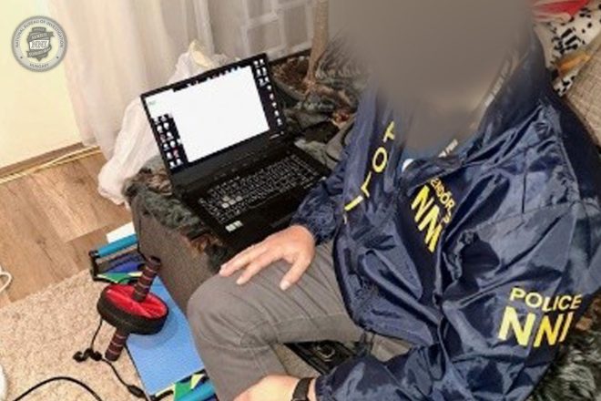 „Nyolc milliméter megoldaná, mint anno Romániában. Ne élvezzék, ami nem az övék” – így fenyegette Orbánt egy kommentelő 1