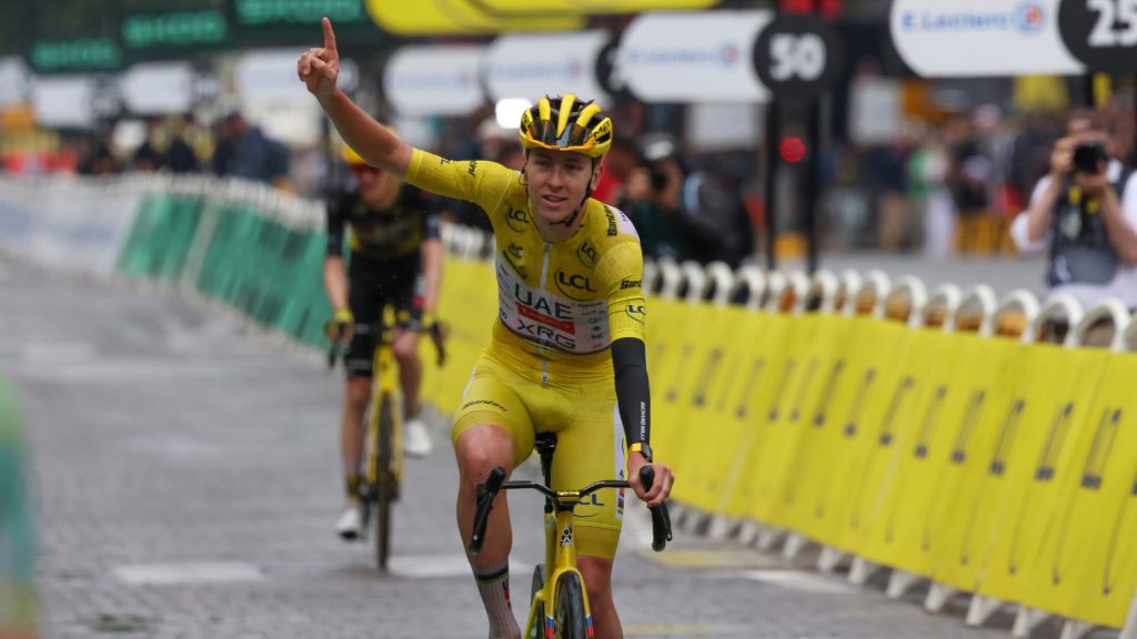 Váratlan fordulat: a Tour de France-győztes mégsem indul a Vueltán Kép