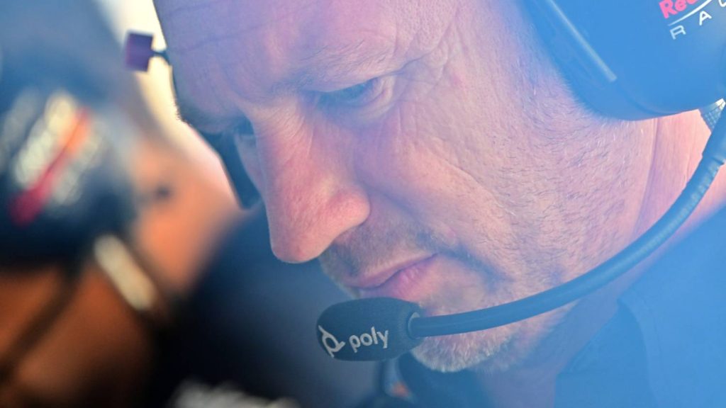 F1: könnyekben tört ki a kirúgása után a Red Bull csapatfőnöke