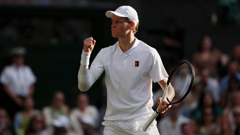 Meglett az ellenszer: Sinner szetthátrányból fordítva verte Alcarazt a wimbledoni döntőben