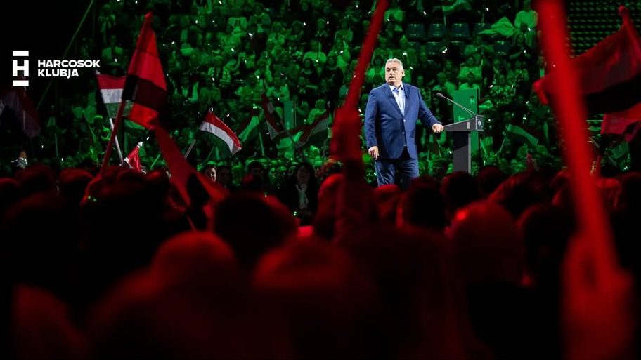 Nézőpont: a Fidesz-szavazók kétharmada nem szeretne „csak” kétpárti parlamentet jövőre