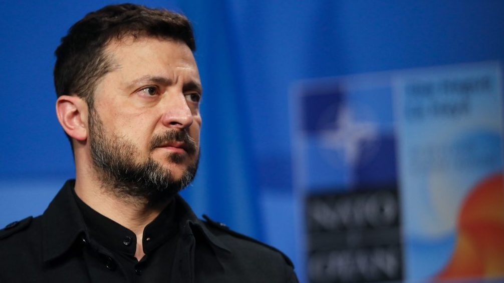 Ukrán elnök: kiskorú áldozata is van az orosz dróntámadásnak Kijevben
