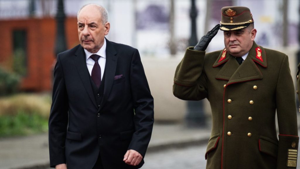 Elmagyarázta a Sándor palota, miért törölte Sulyok Tamás az „orosz” szót a Munkácsot ért rakétatámadásról szóló posztjában