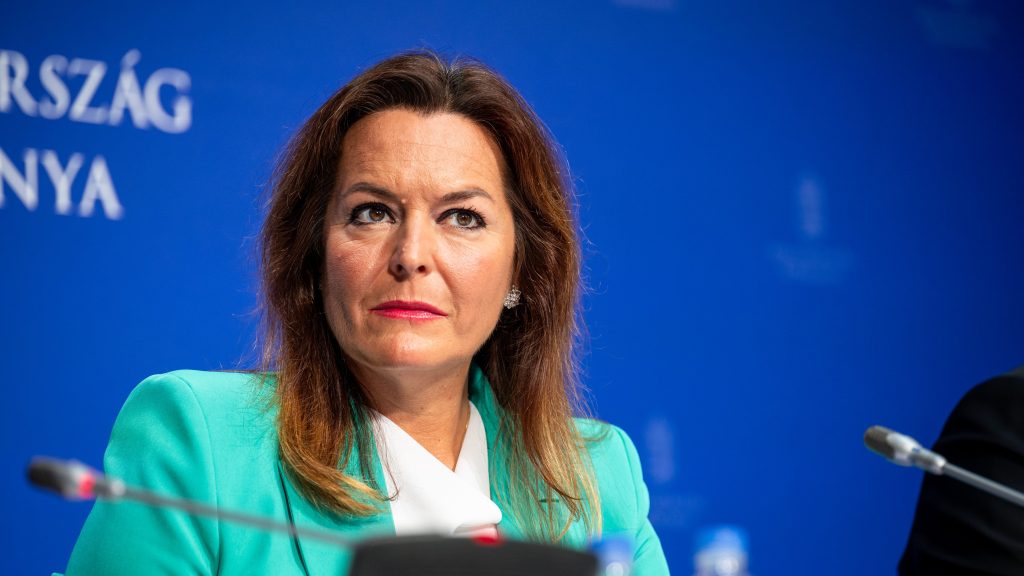 Vitályos Eszter reagált az újra megfenyegetett Renner Erika esetére Kép
