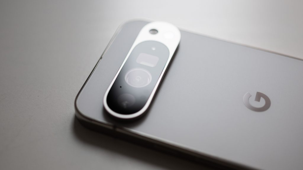 Az Apple-t alázza a Google új reklámja