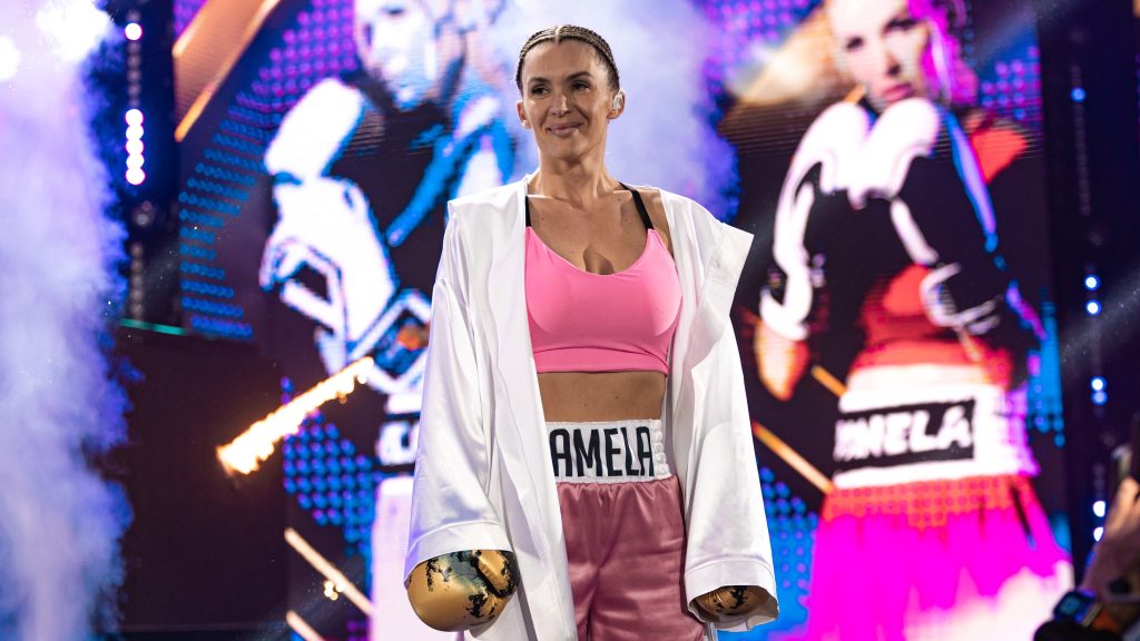 „Kértem, hogy üssön, ne hagyja abba” – Hódi Pamela 11 éves lánya kedvéért tért vissza a ringbe