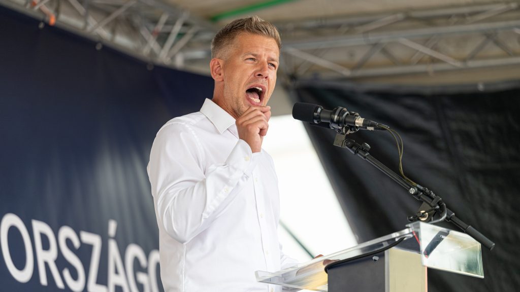 Magyar Péter: Az Orbán-kormány alkalmatlansága miatt kilopják alólunk a harci eszközöket