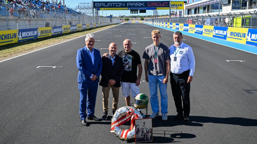MotoGP: tragikus sorsú magyar legendára emlékeztek a Balaton Parkban