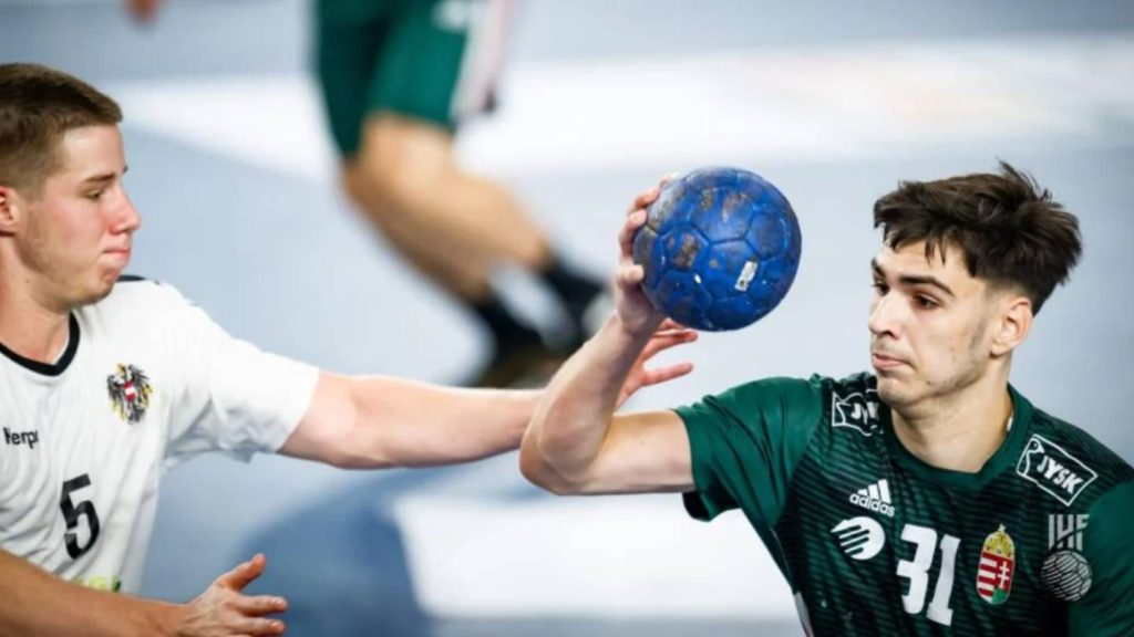 Őrült meccset döntöttek el a magyar kézilegendák fiai, vb-negyeddöntős a magyar ifiválogatott