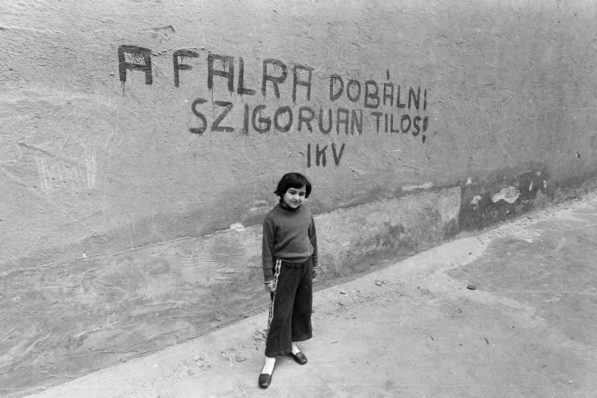 Huszadik századi betűkavalkád ábécé sorrendben 9
