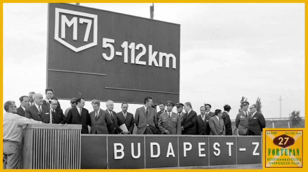 Huszadik századi betűkavalkád ábécé sorrendben