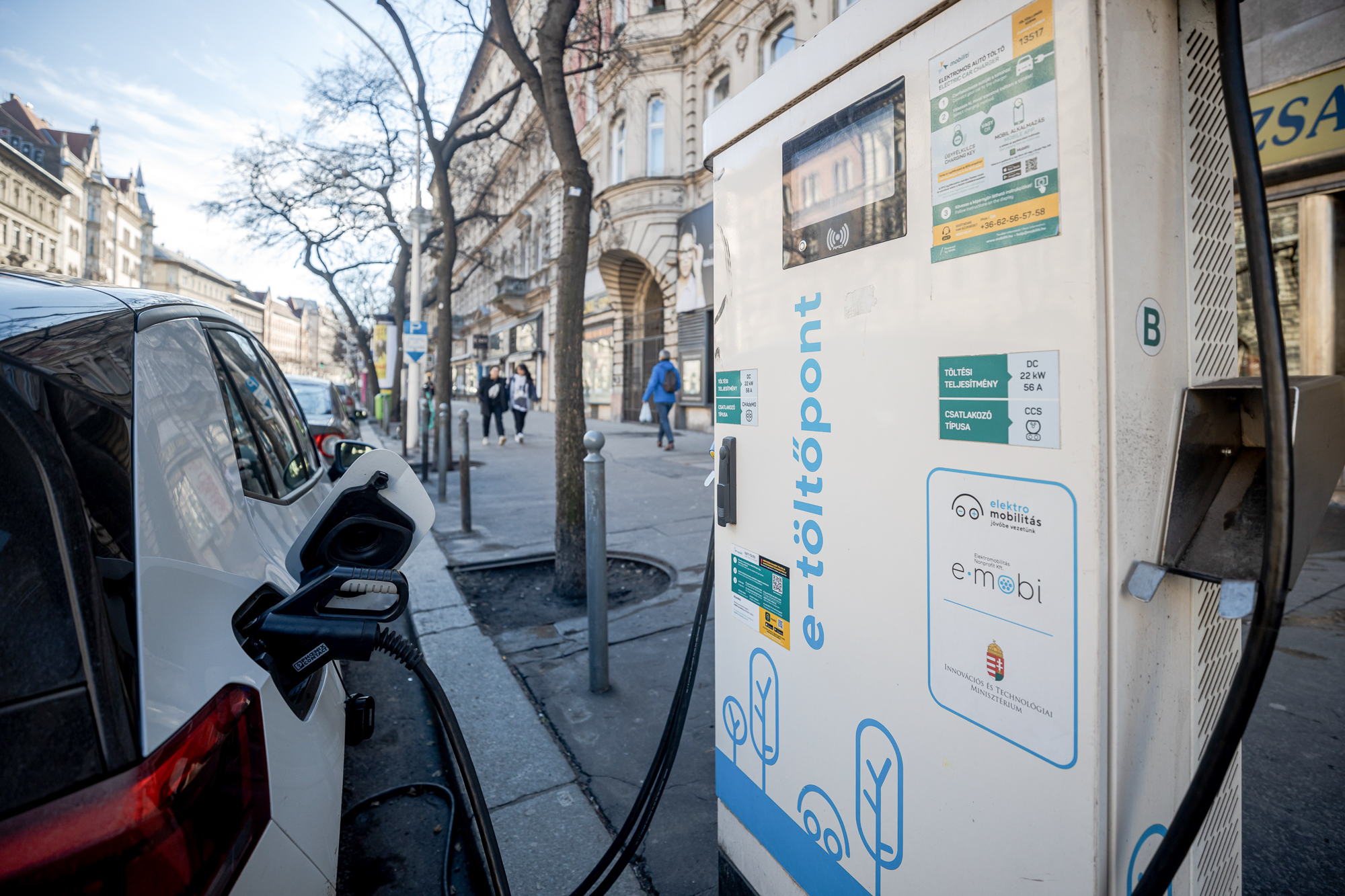 Pálfordulás jöhet az európai autópiacon: fellázadtak az EU ellen az autógyártók 1