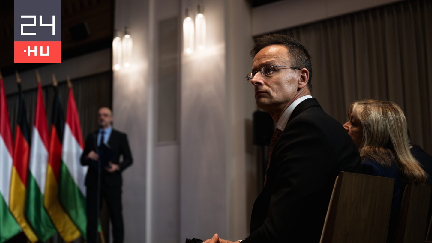 Szijjártó Péter: Zelenszkij elnök úr kezd beleőrülni a magyarellenességbe