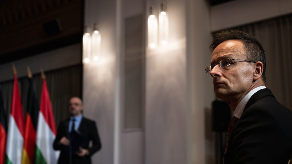 Hiába jelentette be Szijjártó, nem jön Magyarországra az ukrán külügyminiszter