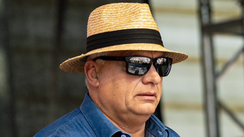 Media1: kirúgtak két szerkesztőt az ATV-től, miután órákkal korábban beszámoltak Orbán Viktor még el sem mondott parlamenti beszédéről