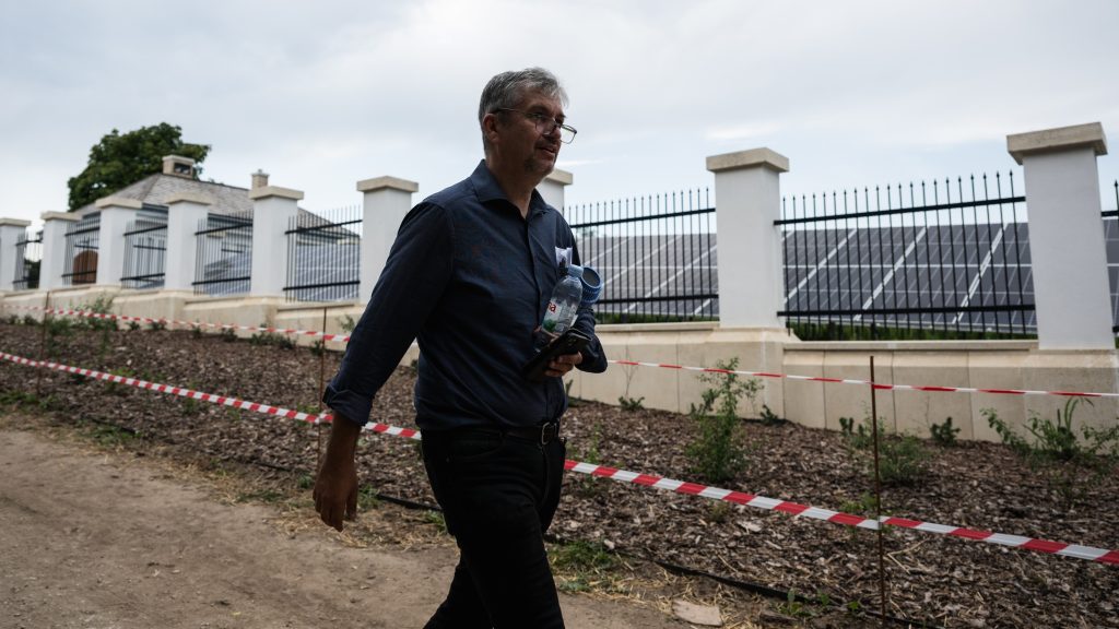 Hadházy Ákos konkrétan megjelölte, milyen esetben vonul vissza a közélettől, és ez egész hamar el is jöhet
