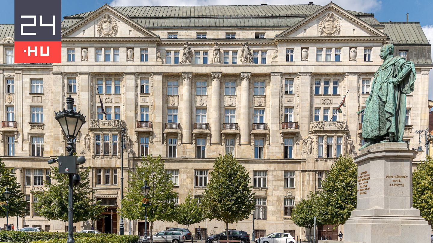 Még a választások előtt elpasszolná a kormány a Nemzetgazdasági