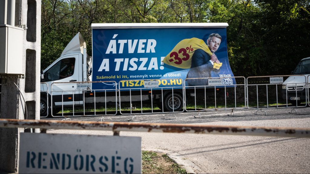 Török Gábor szerint lehet, hogy épp most adja a legnagyobb ajándékot a Fidesz Magyar Péternek