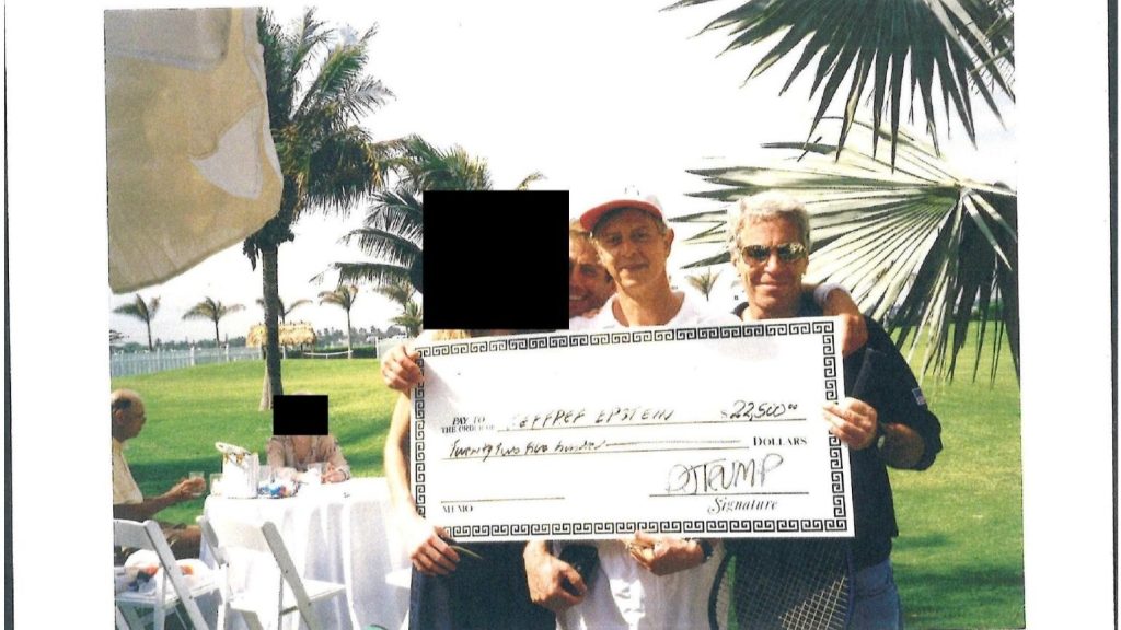 Egy fénykép szerint Epstein „eladott” egy nőt Trumpnak