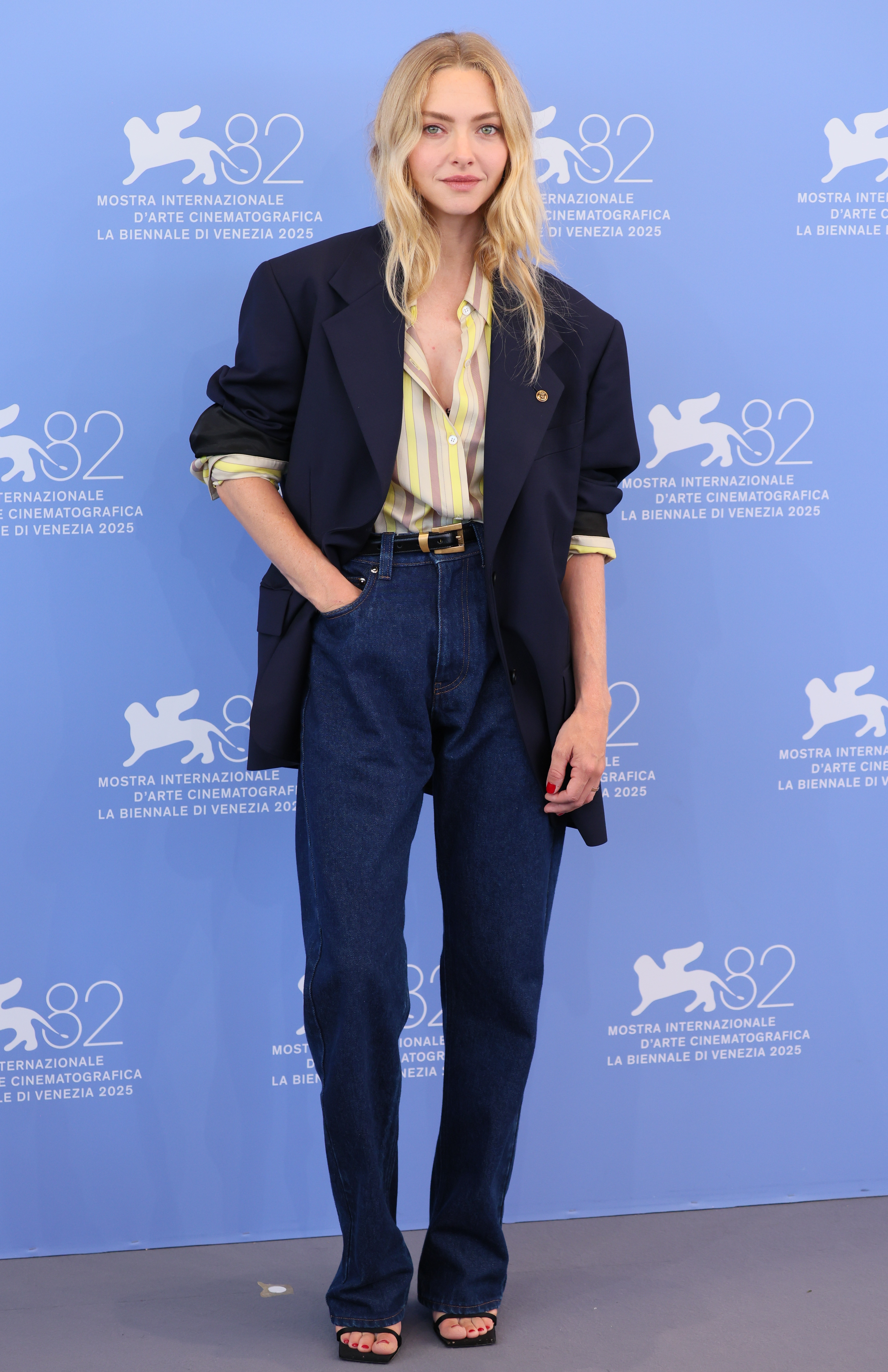 Amanda Seyfried kölcsönkérte Julia Roberts szettjét a Velencei Filmfesztiválon 2