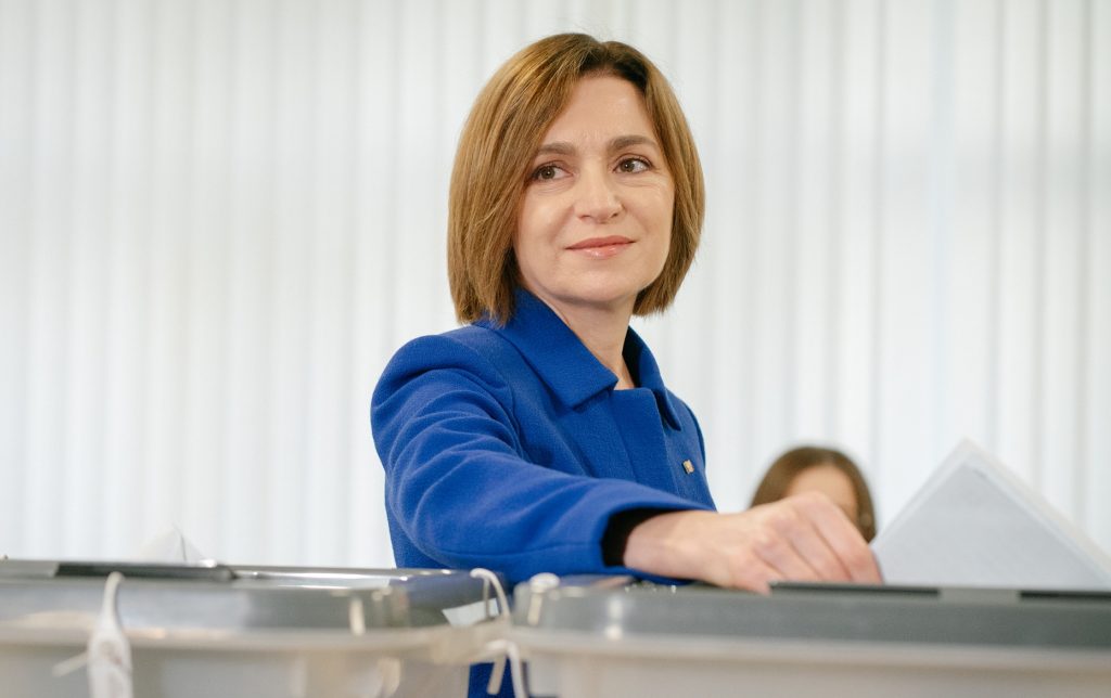 A Nyugat-barát kormánypárt nyerte a választásokat Moldovában