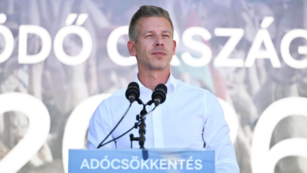 Putyin ölelése, új applikáció, adótervek – itt elolvashatja Magyar Péter kötcsei beszédét teljes egészében