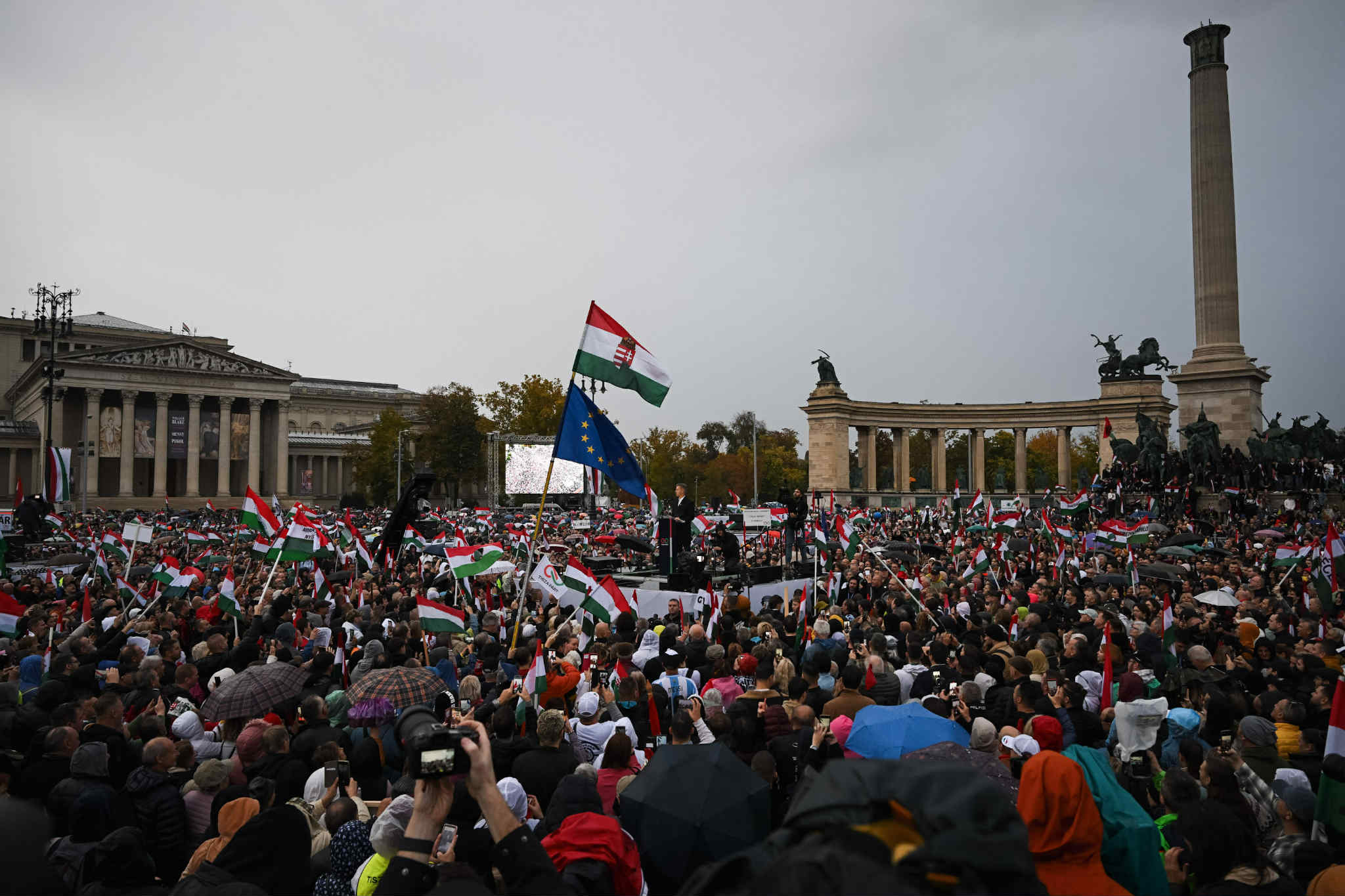 Magyar Péter a Hősök terén: Nyerni fogunk, nem kicsit, hanem nagyon 2