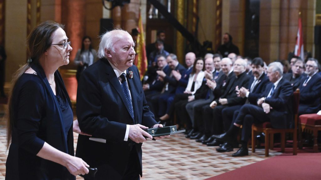 Meghalt Ágh István