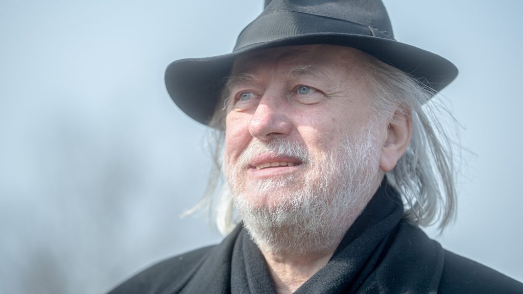 Krasznahorkai László kapta az irodalmi Nobel-díjat