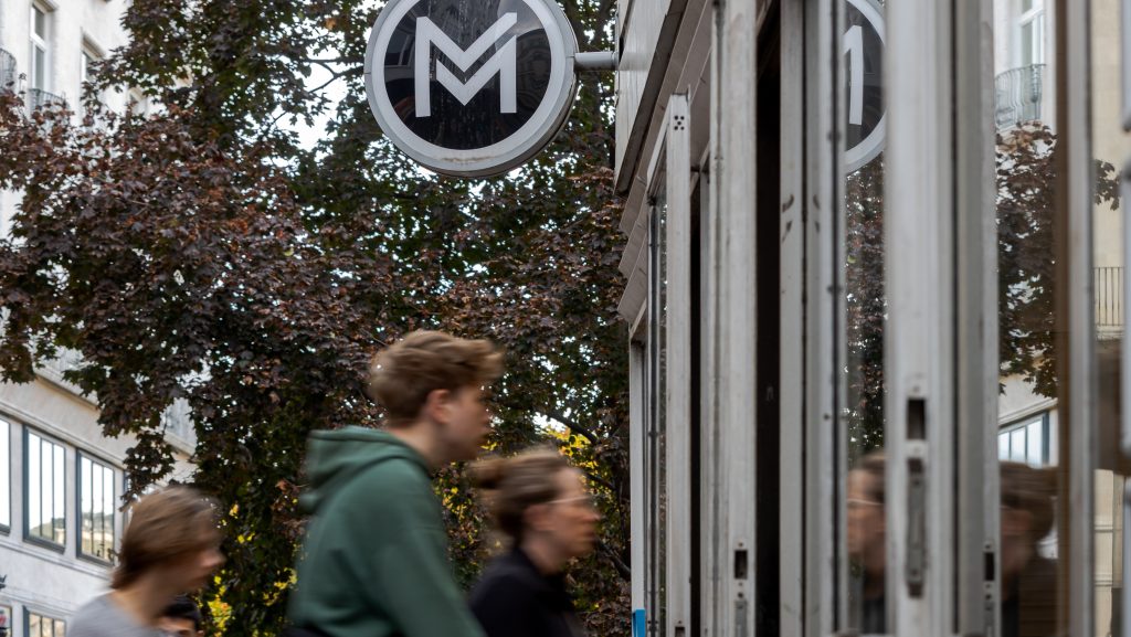 Egész hétvégén rövidített szakaszon jár a 2-es metró