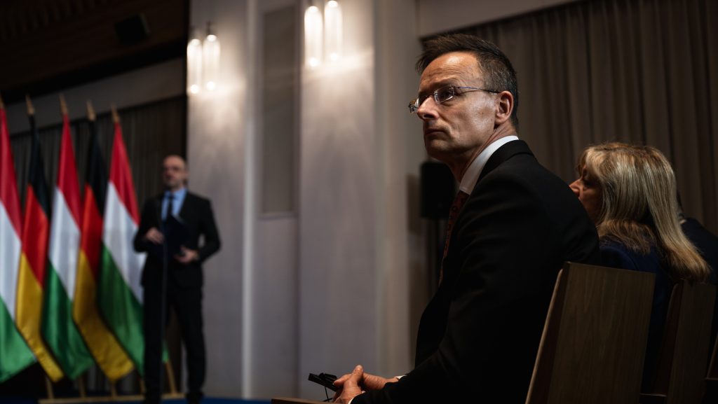 Szijjártó Péter: Manapság is küzdeni kell a szabadságért, de más módon, mint 1956-ban