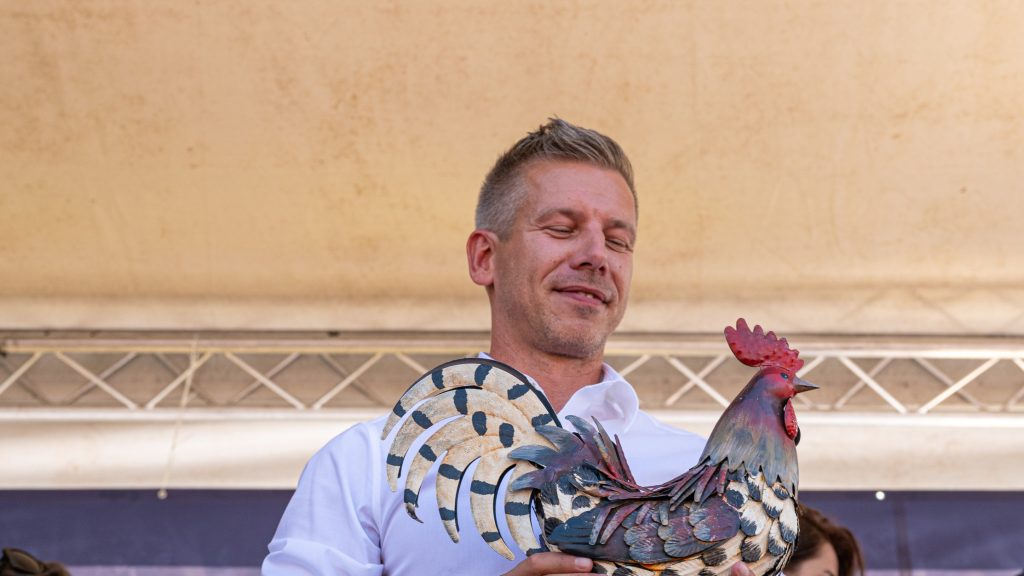 Magyar Péter válasza a Lázár János által belengetett 14. havi nyugdíjra: hazugság