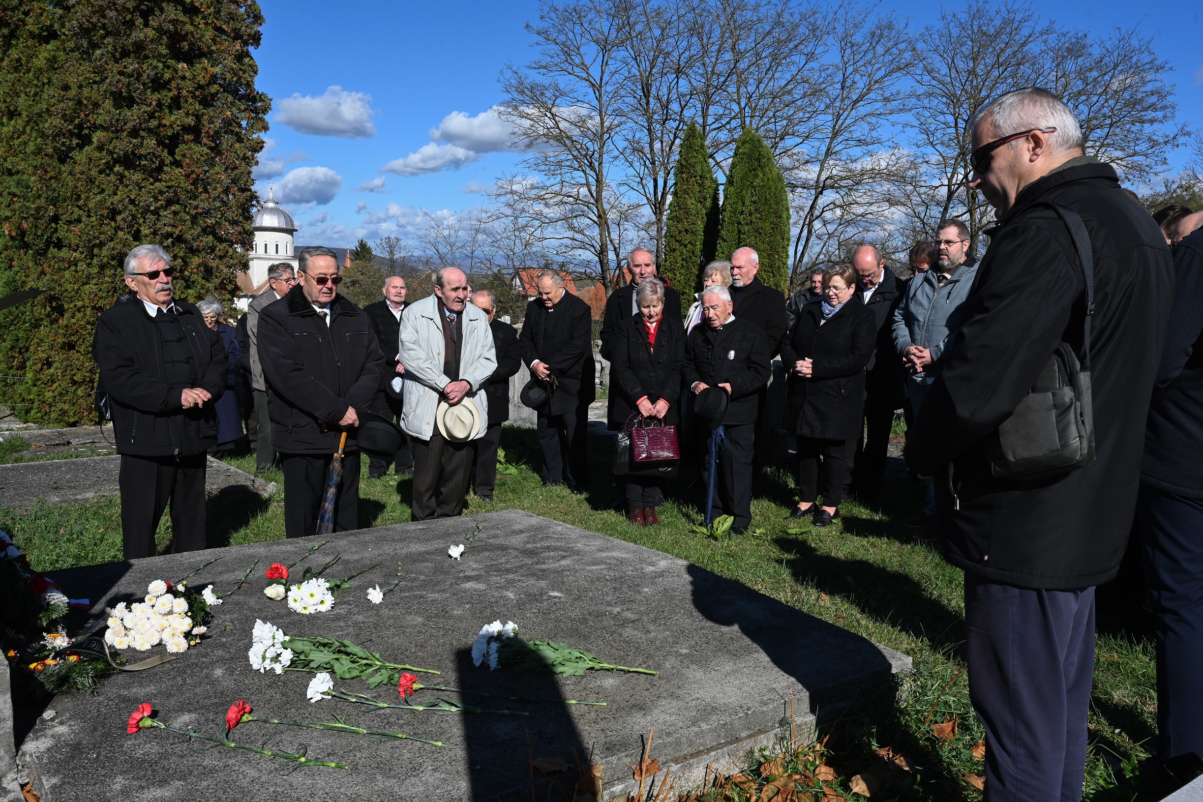A kommunista diktatúra ellen önégetéssel tiltakozóknak állítottak emlékművet Erdélyben 1