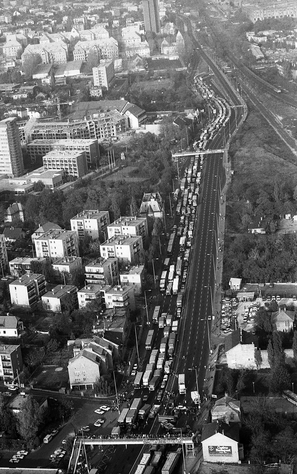 35 éves a taxisblokád: CB-s forradalom, diszpécserpuccs, polgári engedetlenség melegítőben 3