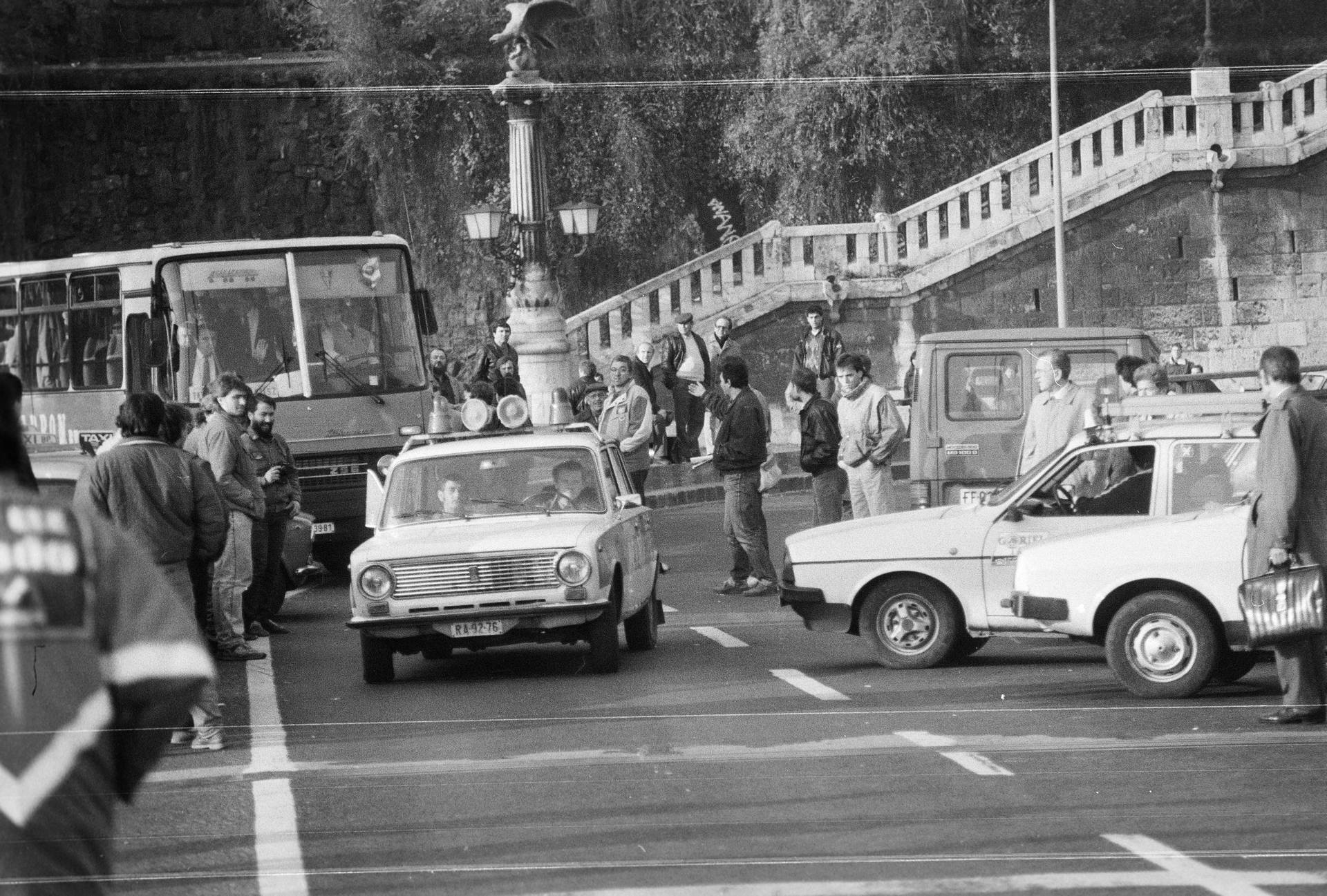 35 éves a taxisblokád: CB-s forradalom, diszpécserpuccs, polgári engedetlenség melegítőben 19