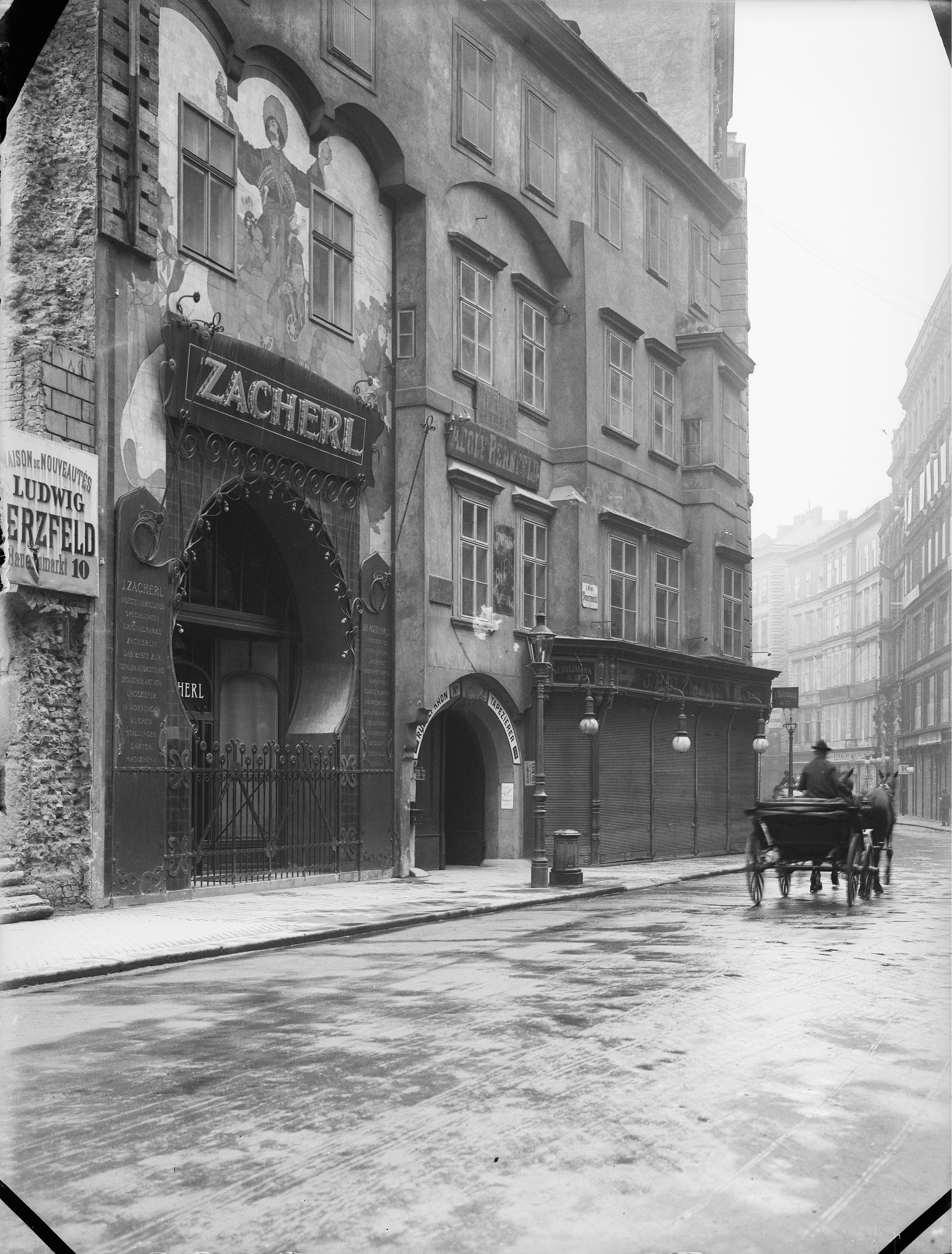 Fotók kerültek elő egy eddig ismeretlen, a századfordulón megsemmisült Zsolnay-műről 2