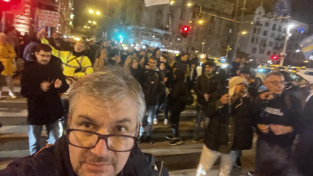 Hadházy Magyar Péternek az AI-videókról: Kiállások eddig is voltak, cselekedni kell