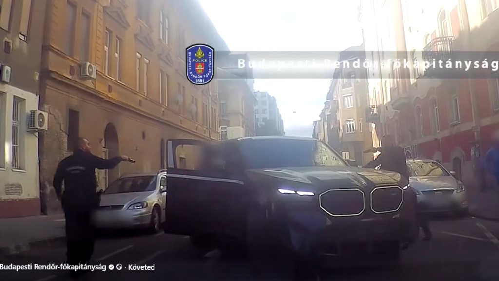 Megengedte a barátainak, hogy menjenek egy próbakört a fekete luxusterepjáróval, percek múlva megjelentek a fegyveres rendőrök