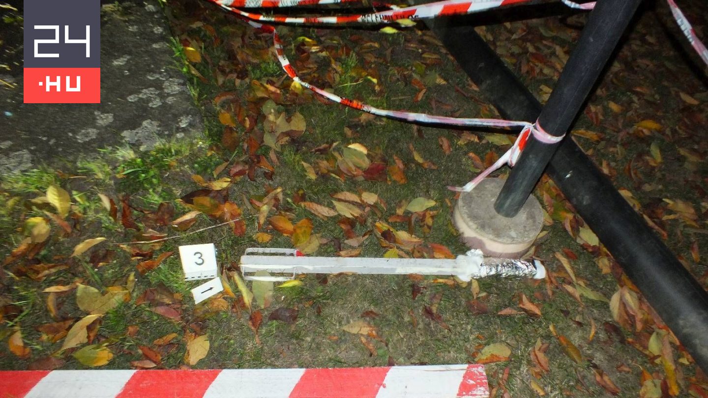 Vascsővel és deszkával vert halálra két kamasz egy férfit az egyik hajdúnánási buszmegállóban